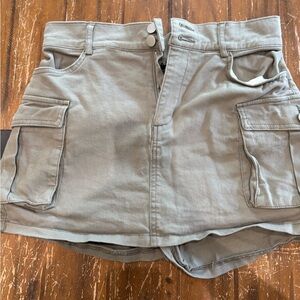 Men's Gray Cargo Shorts